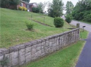 5150 Cherry Lawn Rd, Huntington, WV 25705