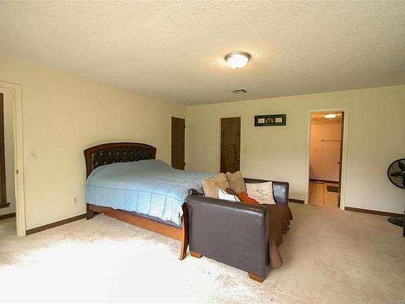 3rd image of 6157 S 219th Ave E