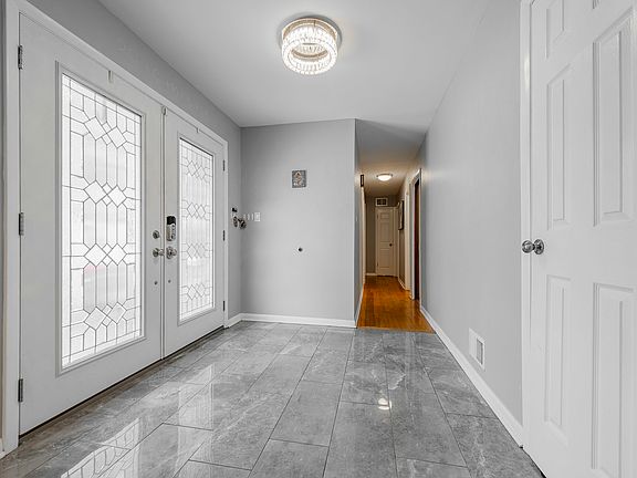 3rd image of 8736 S 80th Ct