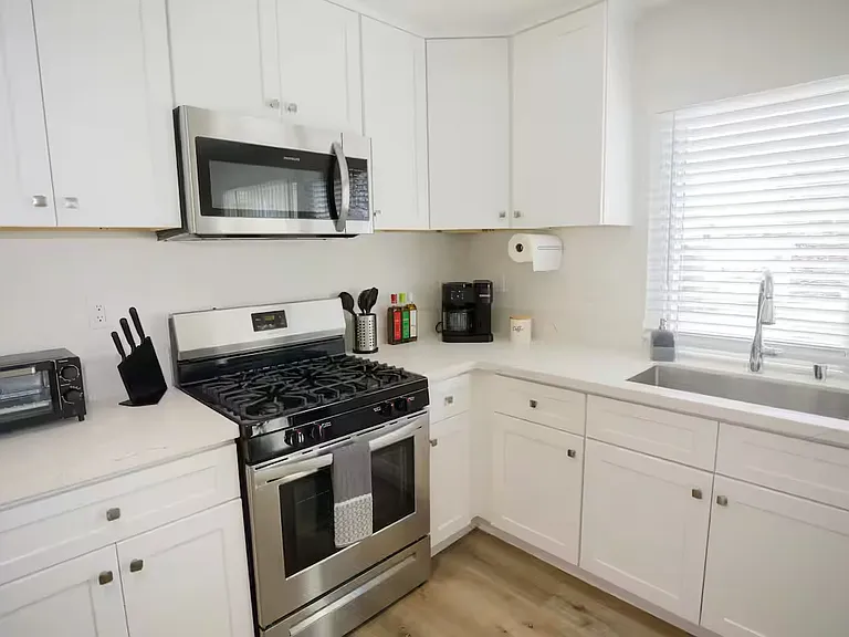 8449 Travis Ct — Photo 6