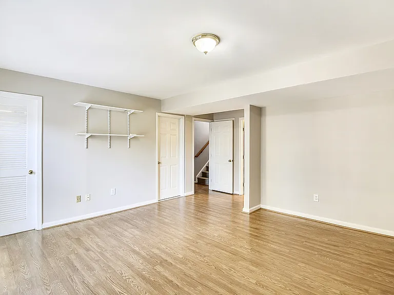 102 W Deer Park Rd — Photo 22