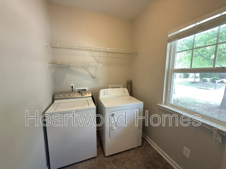 205 Canal Place Dr — Photo 8