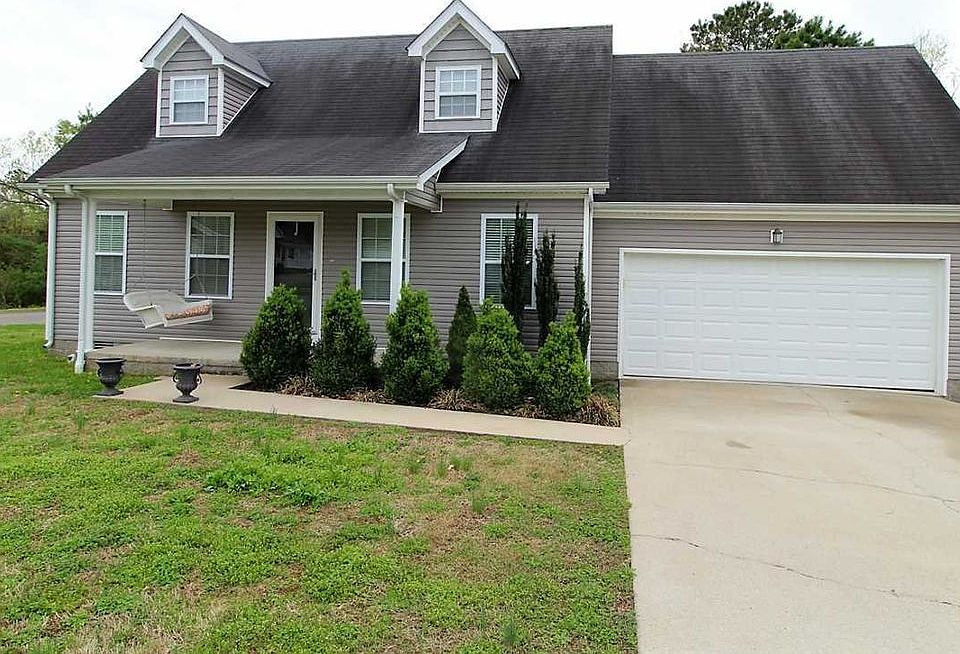 1st image of 13 Ashley Dr