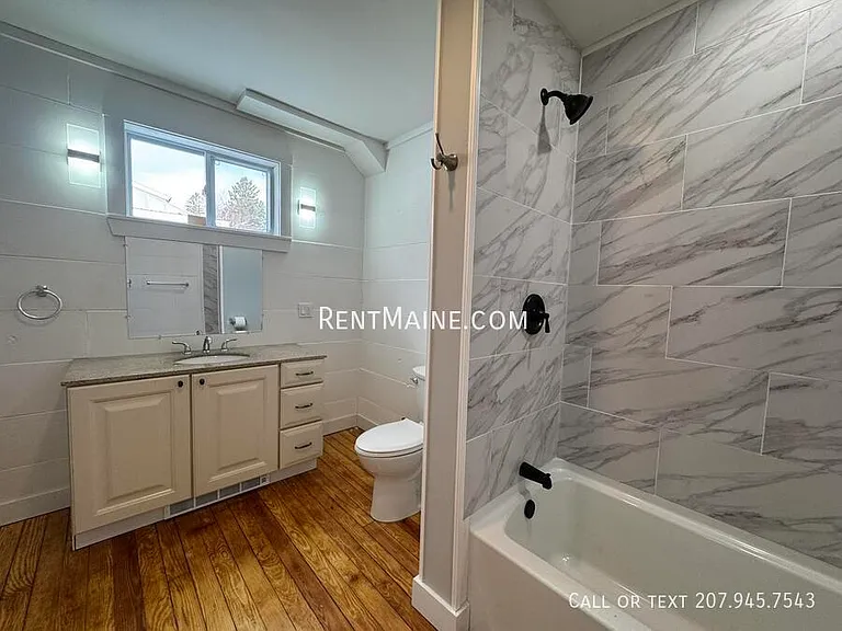 6 Woodman Ave #1 — Photo 14