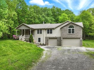 1125 Annisville Rd, Petrolia, PA 16050