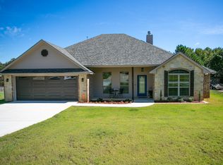 241 Heritage Ct, Lindale, TX 75771
