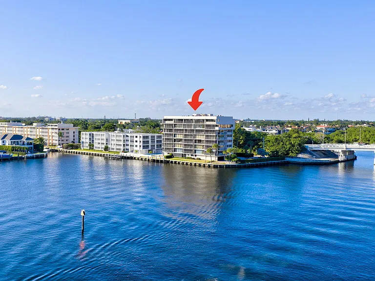 900 NE Spanish River Blvd #2W — Photo 36