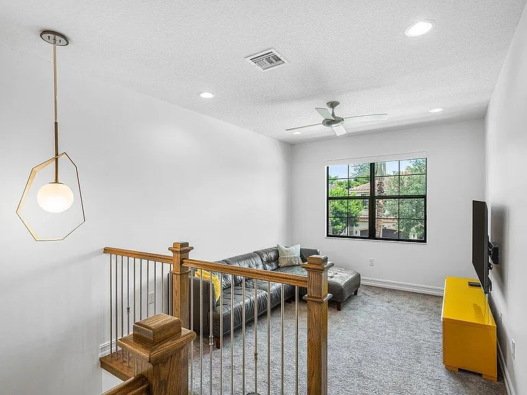 8068 Lemon Serpentine Ln — Photo 36
