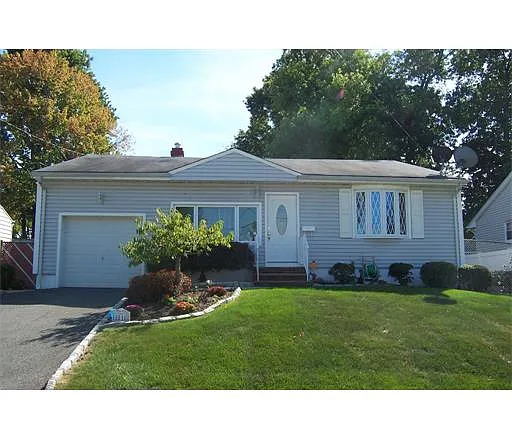 51 Fordham Pl photo 1