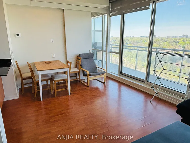 30 Canterbury Pl #1601 — Photo 3