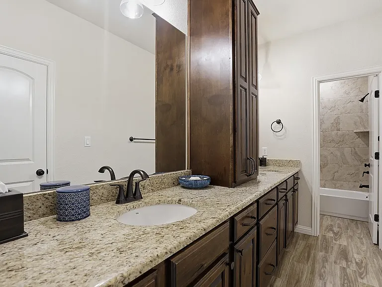 228 Honor Code Pl — Photo 14