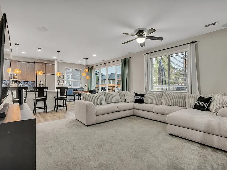 25062 E Cedar Pl — Photo 16