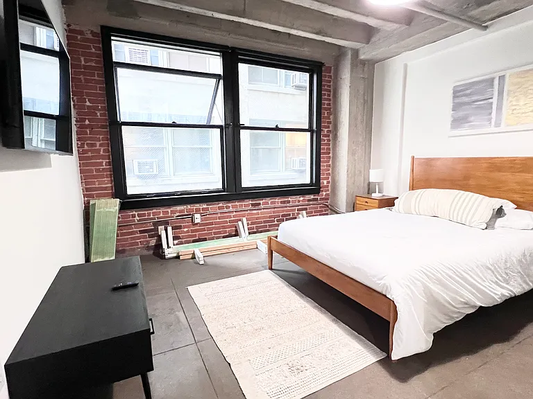 Spring Tower Lofts — Photo 6