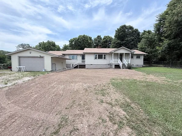 323 Shipley Ln, Winslow, AR 72959