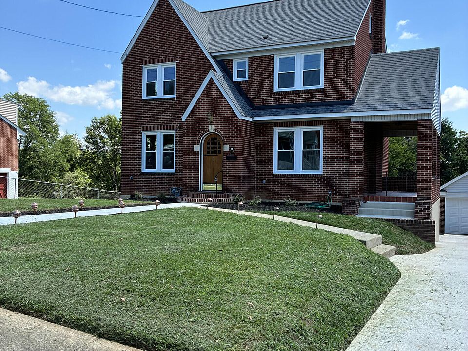 1st image of 1049 Palmetto Ave NW
