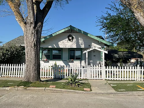 1143 Wall St Photo 1