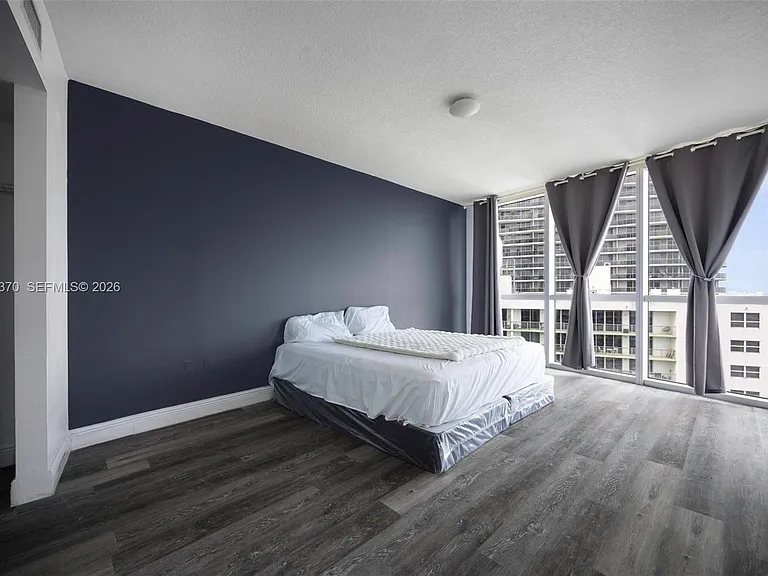 1750 N Bayshore Dr #3801 — Photo 13