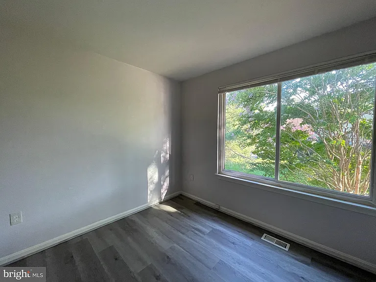 7233 Mill Creek Ct — Photo 22
