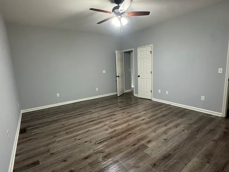 1051 Spartan Ln — Photo 27