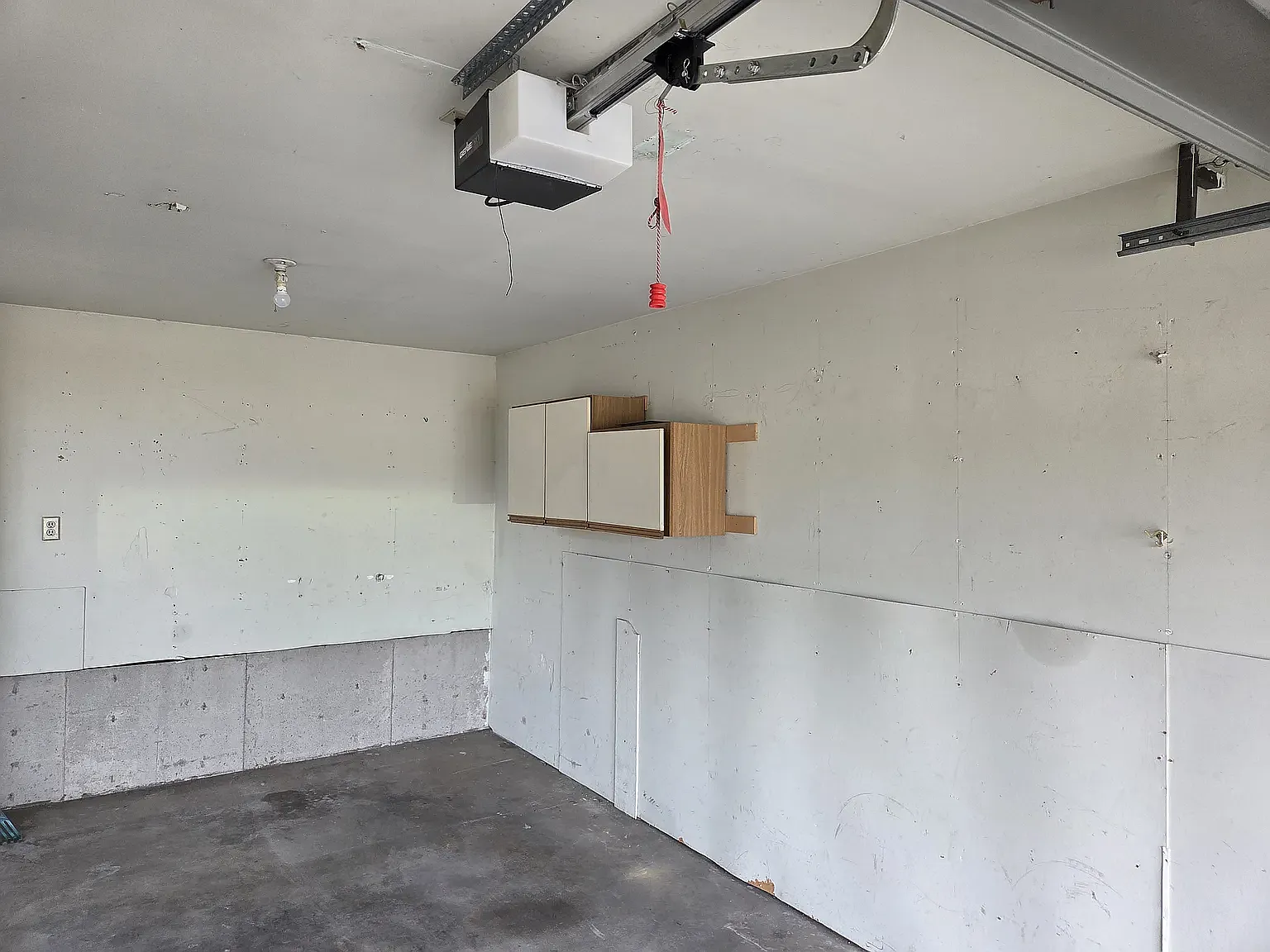 3 bed, $1,800 — Photo 4
