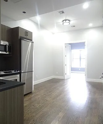 Rented by TheRealEstateCompany.com LLC | media 25