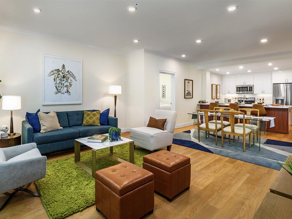 Adams Living (1)