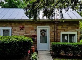 202 S Race St, Ridgeville, IN 47380