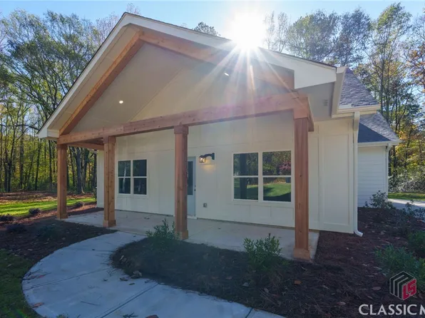 604 Victoria Court, Elberton, GA 30635