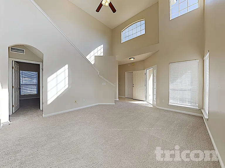 3410 Pebble Sand Ln — Photo 3
