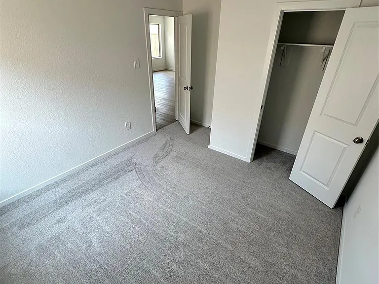 1518 San Sebastien Dr — Photo 13