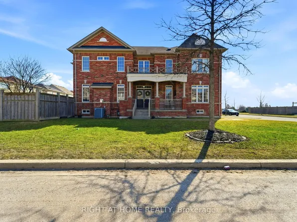 156 McDonald Cres, Clarington, ON L1B 0C9