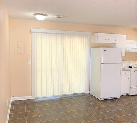 3rd image of 3420 Westside Dr NW APT 5