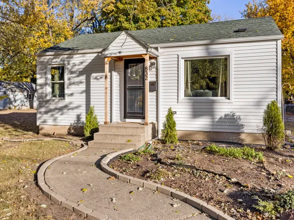 832 Grand Ave, Loves Park, IL 61111