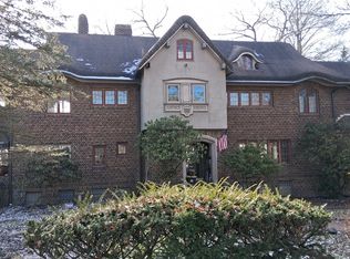 332 E Lincoln Ave, New Castle, PA 16101