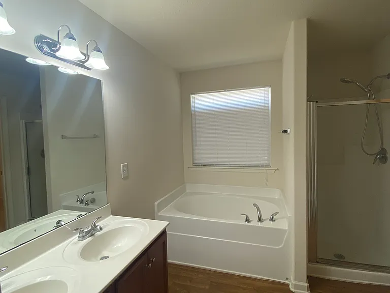 Owner Bath