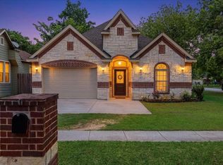 502 Ritchey St, Gainesville, TX 76240