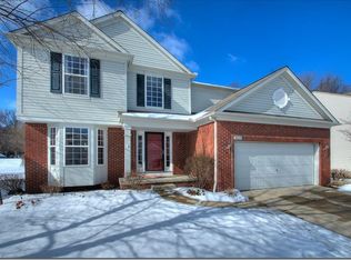 9222 Goebel Cir, Olmsted Township, OH 44138
