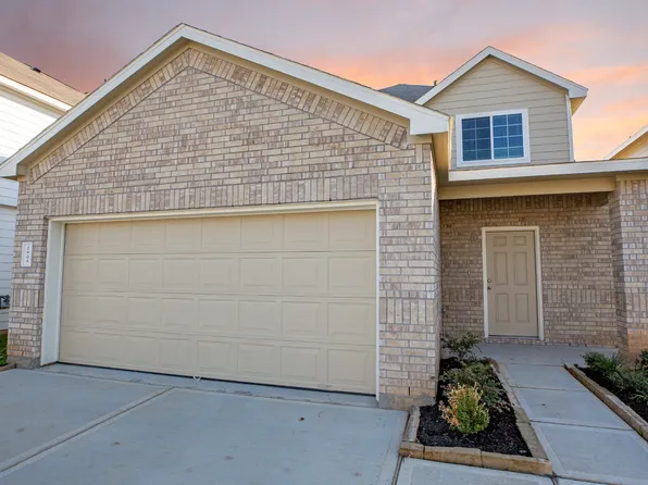 2905 Briggs Dr, Conroe, TX 77301