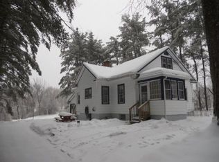 15 Plank Rd, Troy, NY 12182