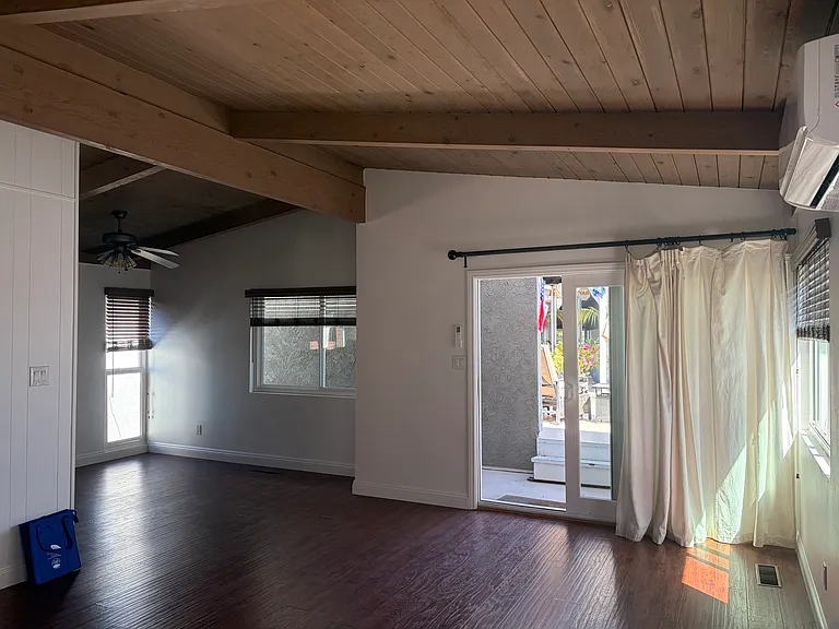 429 1/2 Begonia Ave — Photo 11