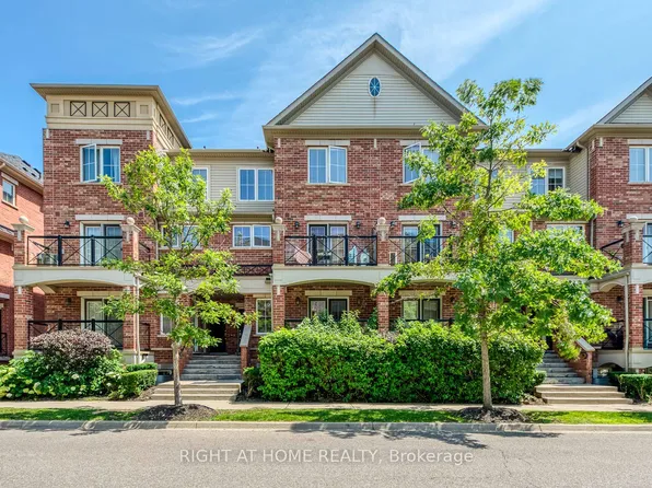 2464 Post Rd #8, Oakville, ON L6H 0J2