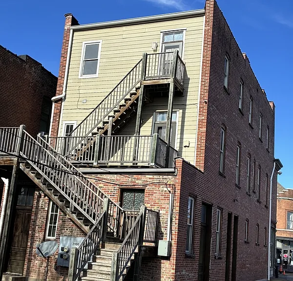 2900D Cherokee St — Photo 10