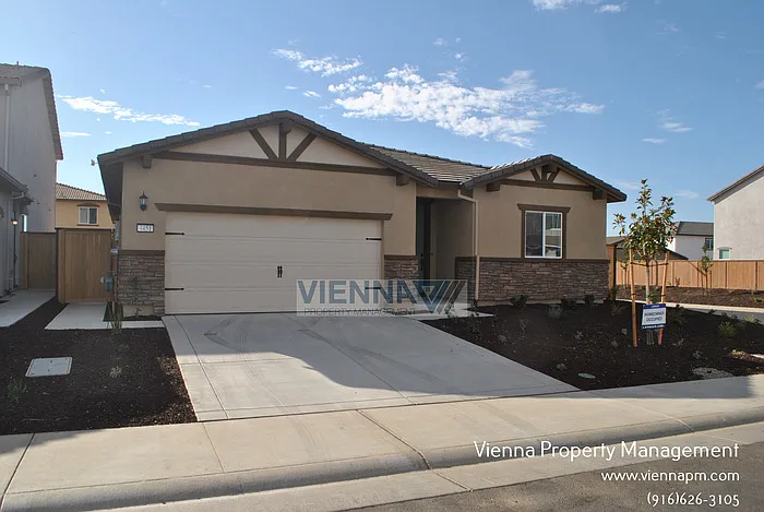4451 Duckhawk Cir photo 1