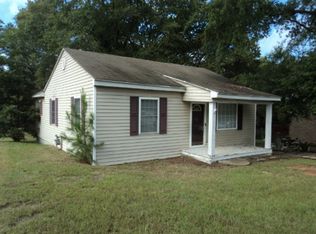 79 Player St, Newberry, SC 29108