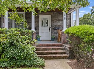 62 Sherwood Pl APT B, Greenwich, CT 06830