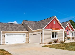 5972 Spring Run Rd NE, Thornville, OH 43076