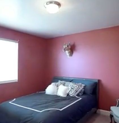 Bed room 