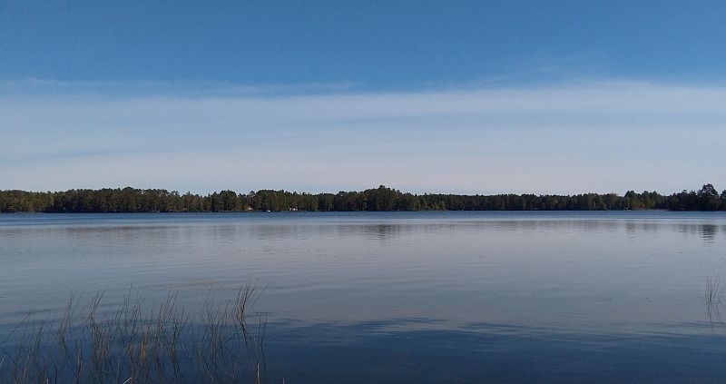 East view of Hunter Lake