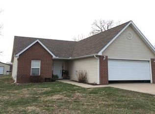 7639 Private Road 2451, West Plains, MO 65775