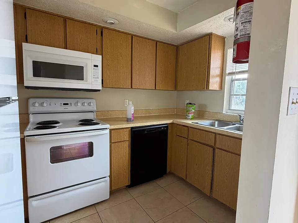 2969 S Fern Creek Ave #2969